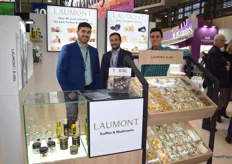 Miguel Juanes, Fernando Serra y Raúl Lobo, en el stand de Laumont, especialistas en hongos y trufas.